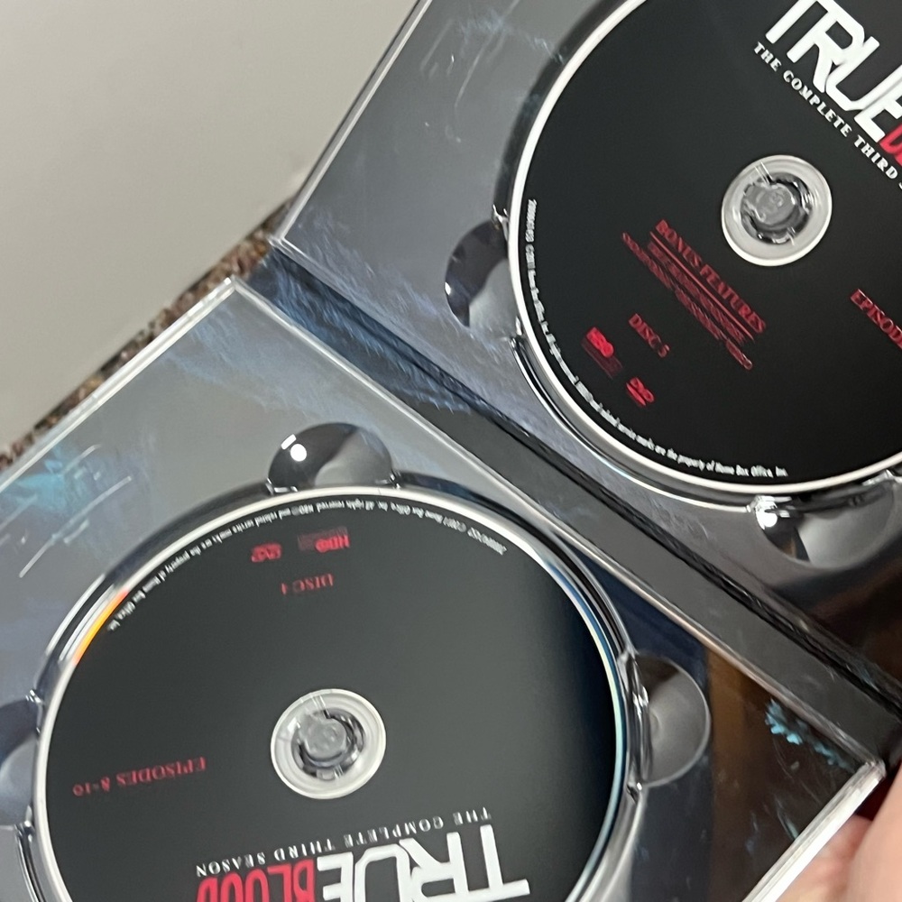 True Blood Complete Series Seasons 1-7 DVD + Blu-ray HBO Bundle - Picture 11 of 16